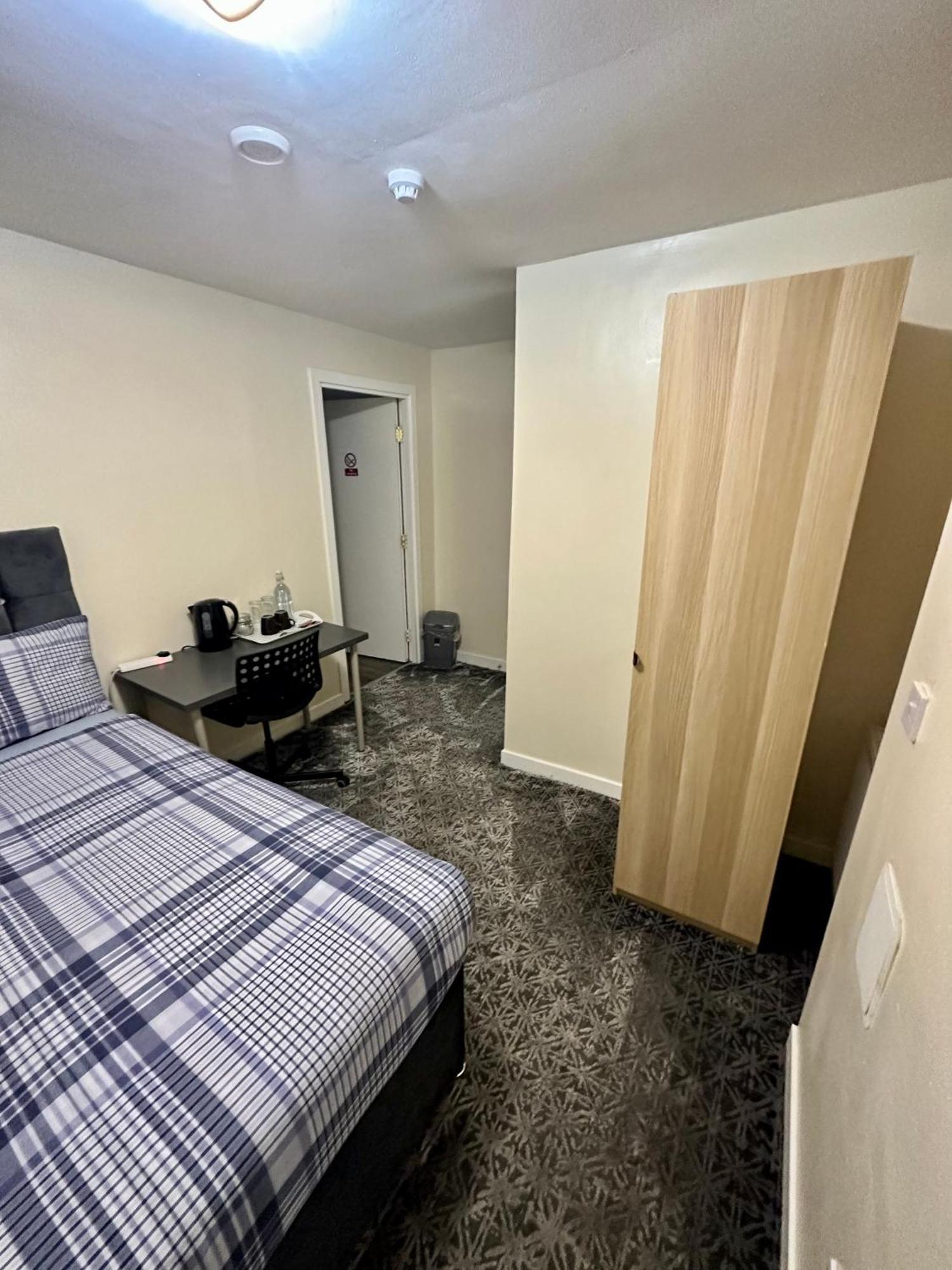 Ibrox Guesthouse Глазго Экстерьер фото